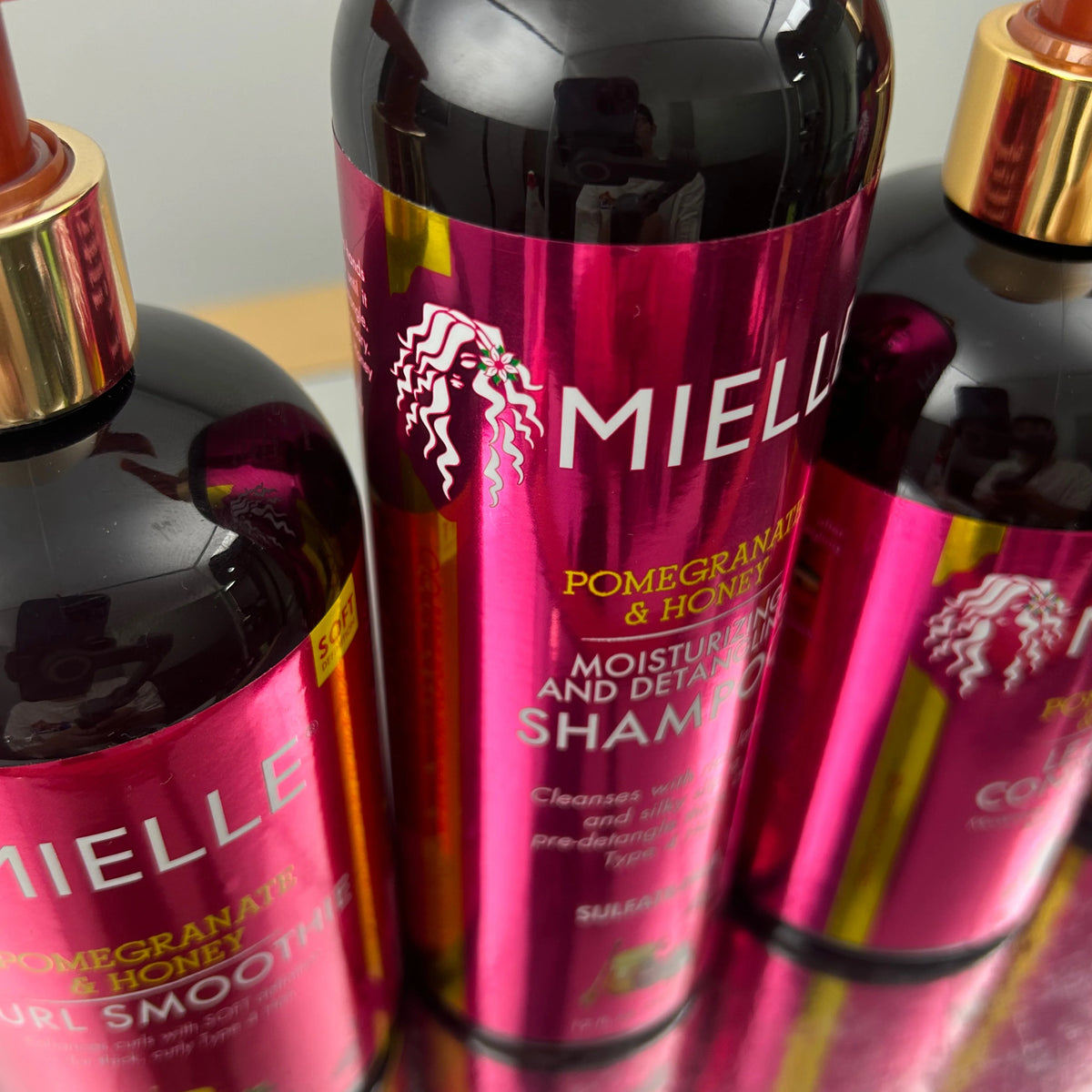 Hair Care Mielle Pomegranate & Honey Leave-In Conditioner Detangling Shampoo Curl Smoothie hair shiny