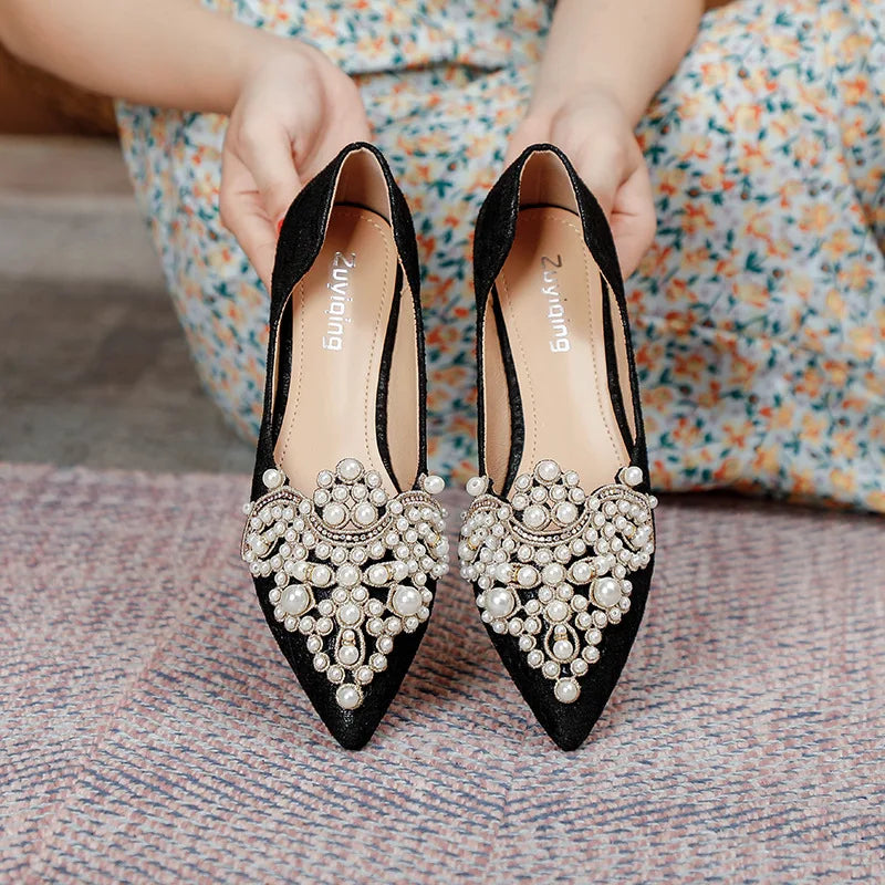 Designer Beads Wedding Shoes Women 2022 Lace Embroider Flats Woman Ballerina Pointed Toe Pearl Loafers Sneakers Plus Size 35-43