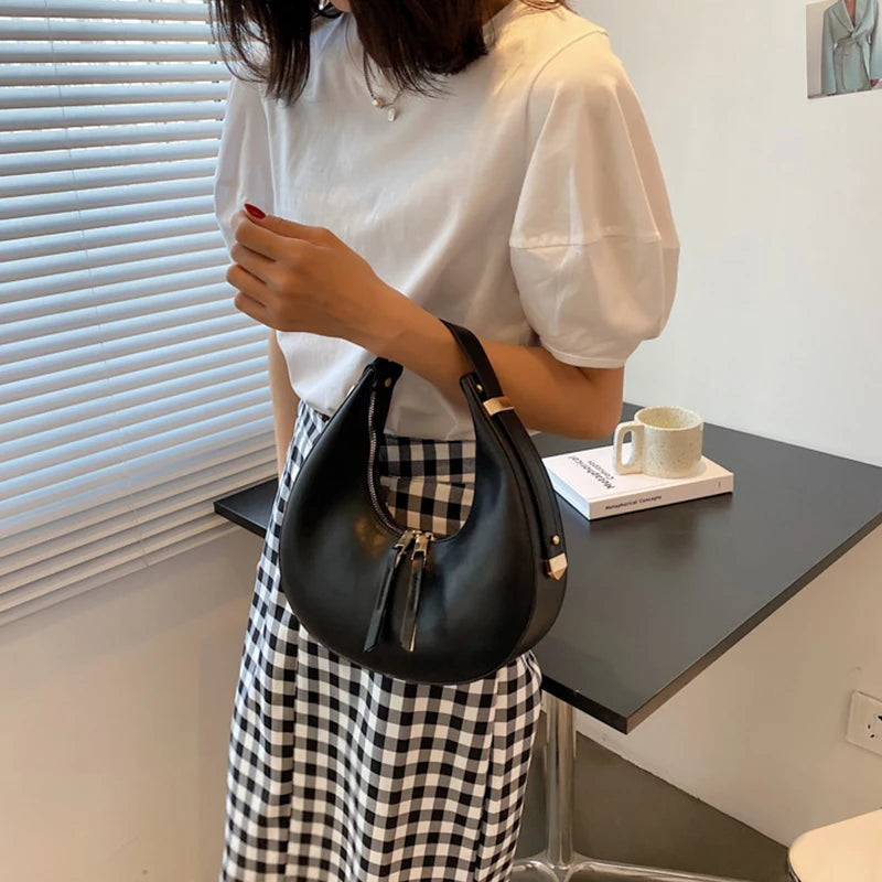Fashion Design Tote Bags for Women Luxury Half Moon Hobo Bag Lady Brand Shoulder Bags PU Leather Armpit Clutch Handbag and Purse