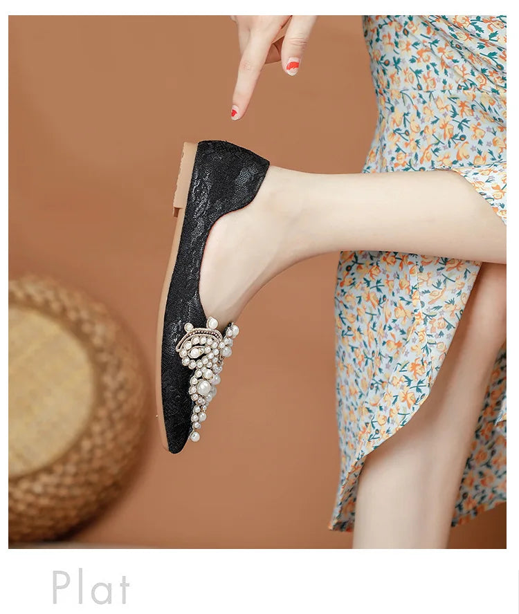 Designer Beads Wedding Shoes Women 2022 Lace Embroider Flats Woman Ballerina Pointed Toe Pearl Loafers Sneakers Plus Size 35-43