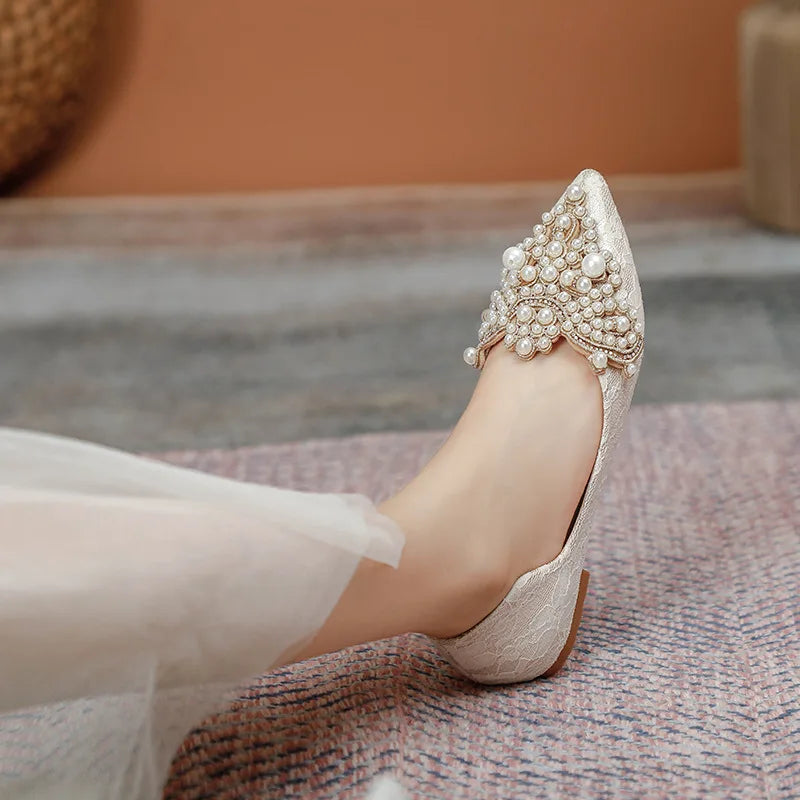 Designer Beads Wedding Shoes Women 2022 Lace Embroider Flats Woman Ballerina Pointed Toe Pearl Loafers Sneakers Plus Size 35-43