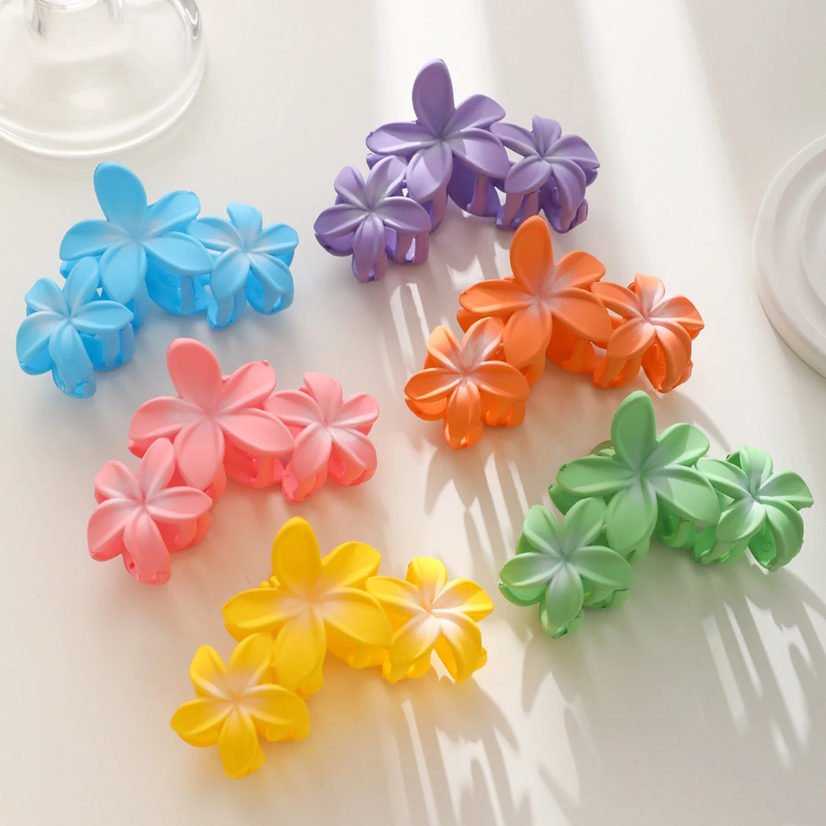 Korea Flower Shape Hair Claw Clips Women Sweet Girls Solid Crab Hair Claws Ponytail Hairpin Barrette Headwear Accessories Cute