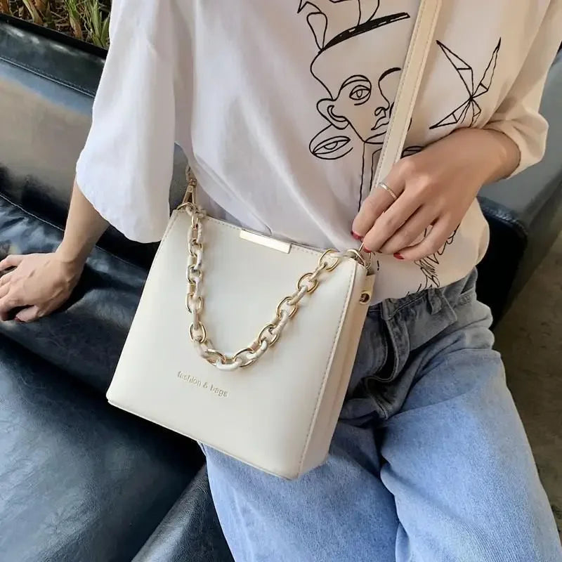 Hot Sale Flap Sling Shoulder Bags for Women Solid Color Crossbody Messenger Bag Purse Female Leather Handbag Pocket Shoulder Bag
