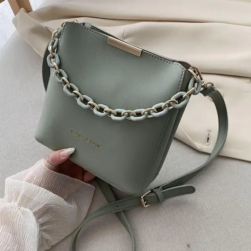 Hot Sale Flap Sling Shoulder Bags for Women Solid Color Crossbody Messenger Bag Purse Female Leather Handbag Pocket Shoulder Bag