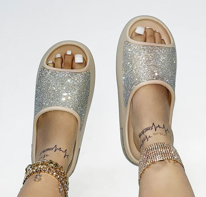 2024 women's/men new luxury women's shoes with diamond face, thin flash thick bottom slippers sandals outdoor beach slippers