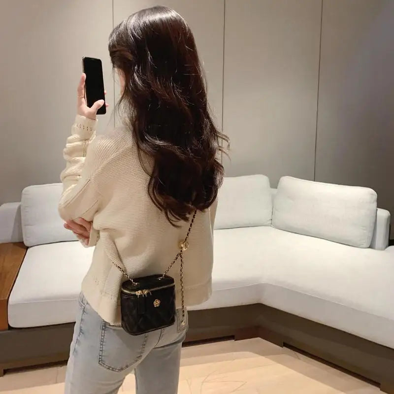 2024 new mini shoulder bag Camellia lingeries chain box small bag for women shoulder bag crossbody bag