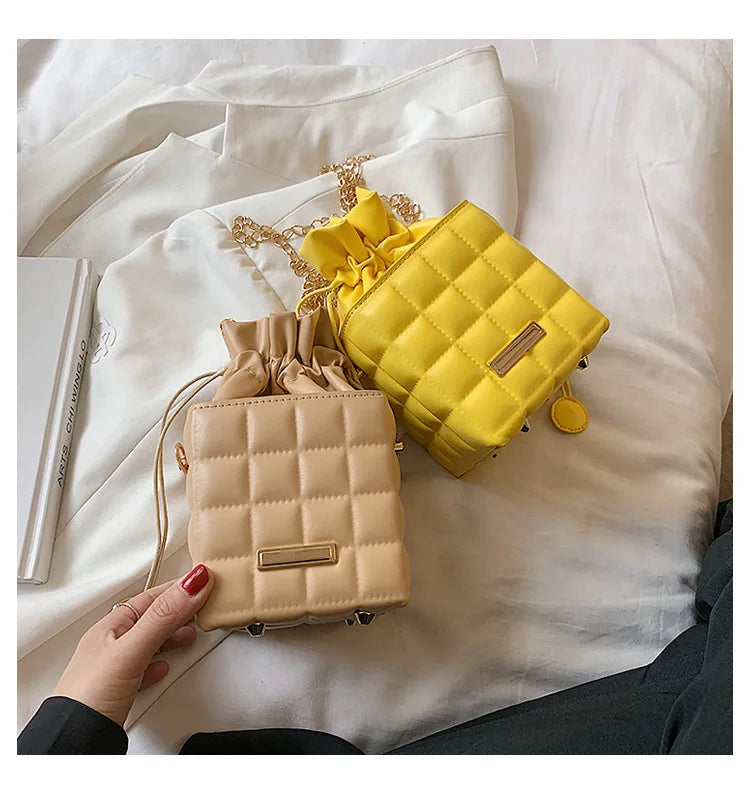 Texture Simple Checker Drawstring Crossbody Bag