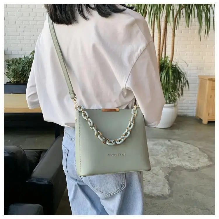 Hot Sale Flap Sling Shoulder Bags for Women Solid Color Crossbody Messenger Bag Purse Female Leather Handbag Pocket Shoulder Bag