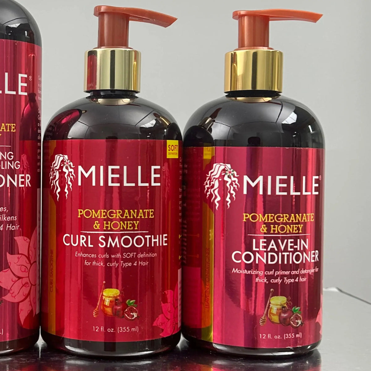 Mielle Hair care product Pomegranate & Honey Leave-In Conditioner for thick curly hair Mielle Provides long-lasting moisture