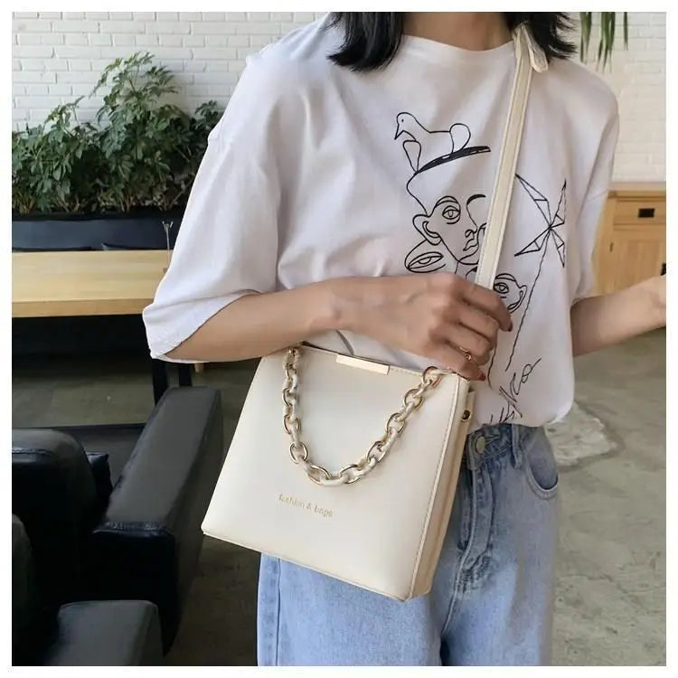 Hot Sale Flap Sling Shoulder Bags for Women Solid Color Crossbody Messenger Bag Purse Female Leather Handbag Pocket Shoulder Bag