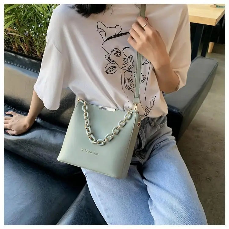 Hot Sale Flap Sling Shoulder Bags for Women Solid Color Crossbody Messenger Bag Purse Female Leather Handbag Pocket Shoulder Bag