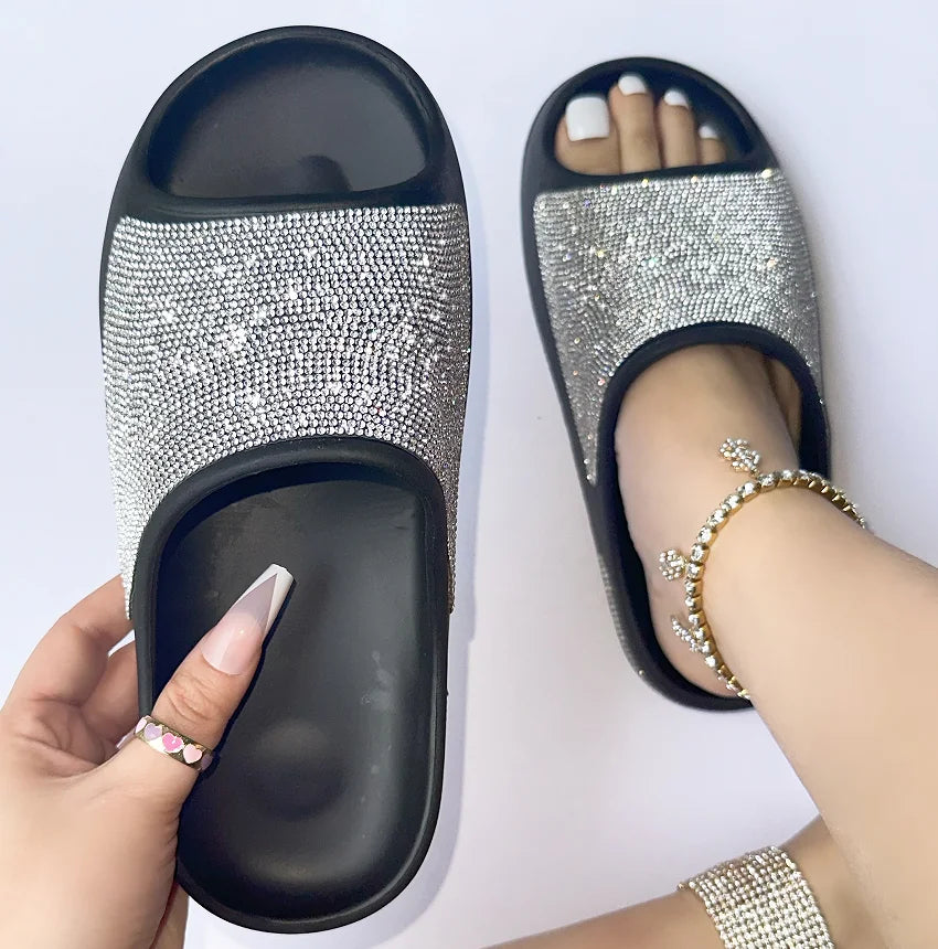 2024 women's/men new luxury women's shoes with diamond face, thin flash thick bottom slippers sandals outdoor beach slippers