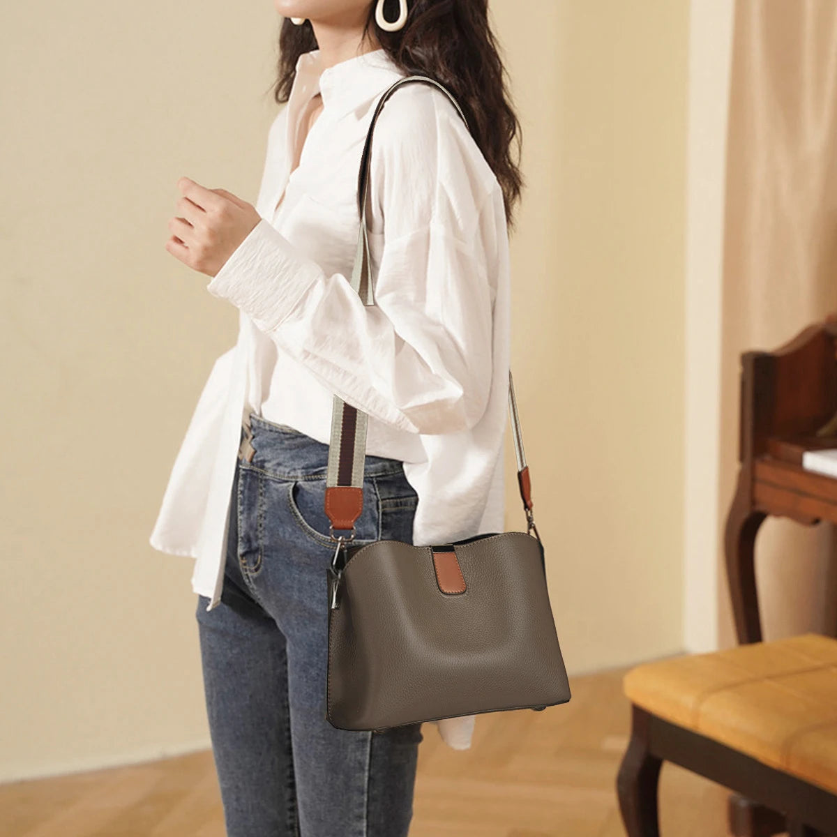 FOXER-Leather Shoulder Bag for Women, Monogram Crossbody Handbag, Gift for Lady, Mom, Wife