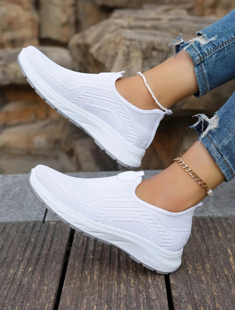 Summer New Mesh Breathable Large Size Casual Shoes for Women Soft Sole Lightweight One Step Single Shoes for Women