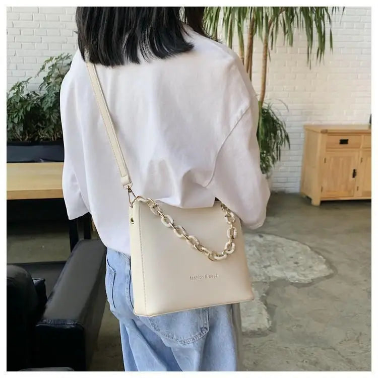 Hot Sale Flap Sling Shoulder Bags for Women Solid Color Crossbody Messenger Bag Purse Female Leather Handbag Pocket Shoulder Bag