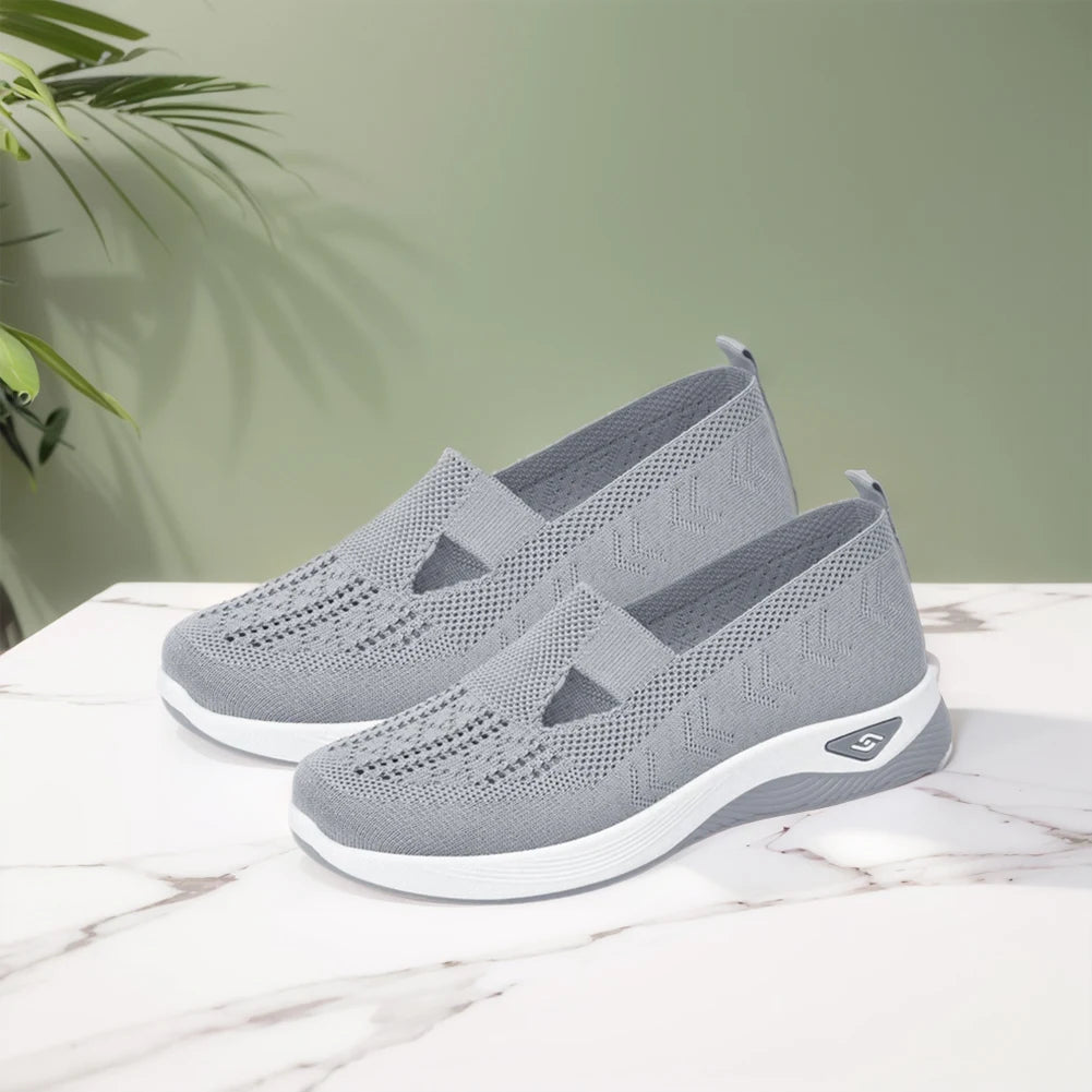 Women's New Summer Shoes Mesh Breathable Sneakers Light Slip on Flat Platform Casual Shoes Ladies Anti-slip Walking Woven Shoes