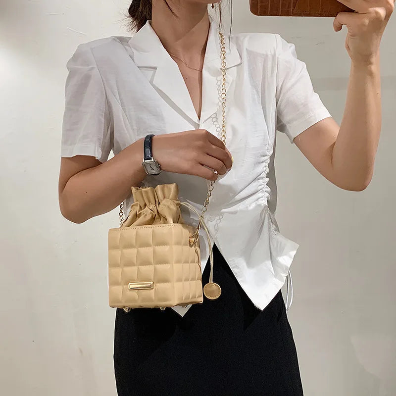 Texture Simple Checker Drawstring Crossbody Bag
