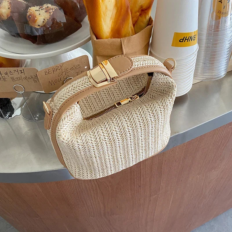 2024 New Handmade Straw Crossbody Bags Women's Vintage Bohemian Small Knitting Summer Purse Handbag Vacational Bucket Beach Bags