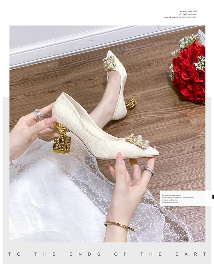 Autumn New Ladies High Heels Pointed Toe Shaped Heel High 5cm and 7cm Wedding Shoes Square Buckle Travel Banquet Shoe High Heels