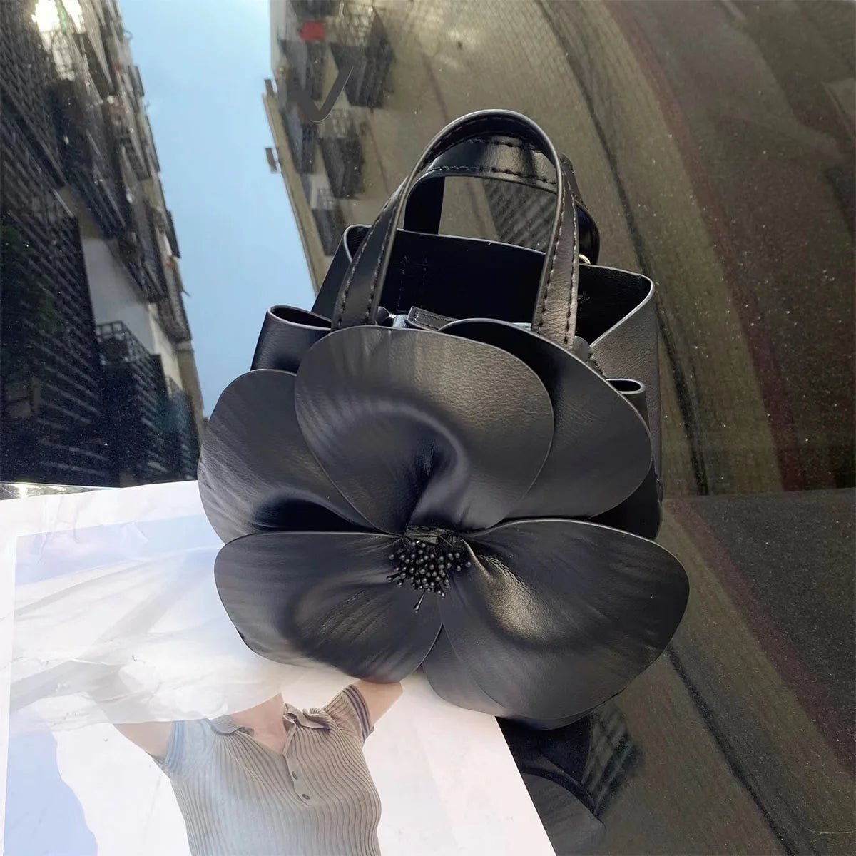 Flowers Bucket Bag French