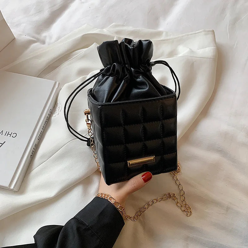 Texture Simple Checker Drawstring Crossbody Bag
