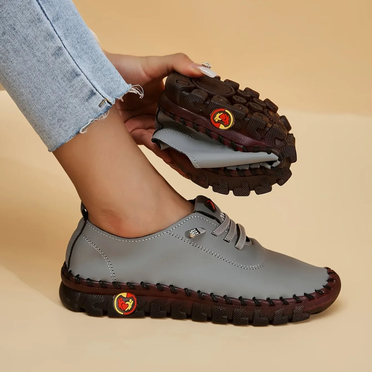 Sneakers Women Shoes Flat Loafers Leather Mom Shoes for Women Comfortable Slip on Soft Casual Platform Shoes Zapatos De Mujer