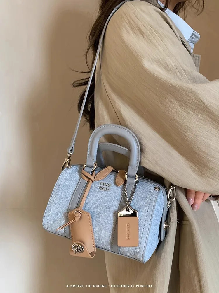 Women's Bags Handheld Bags Fashion Shoulder Bags New Canvas Denim Bag Girl Trend Leisure Versatile Square Bags Crossbody Bags