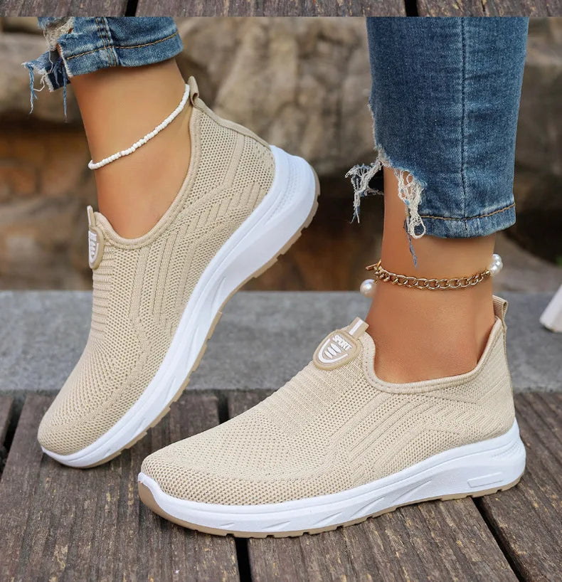 Summer New Mesh Breathable Large Size Casual Shoes for Women Soft Sole Lightweight One Step Single Shoes for Women