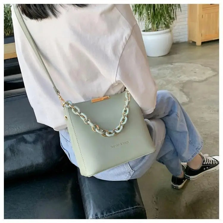 Hot Sale Flap Sling Shoulder Bags for Women Solid Color Crossbody Messenger Bag Purse Female Leather Handbag Pocket Shoulder Bag