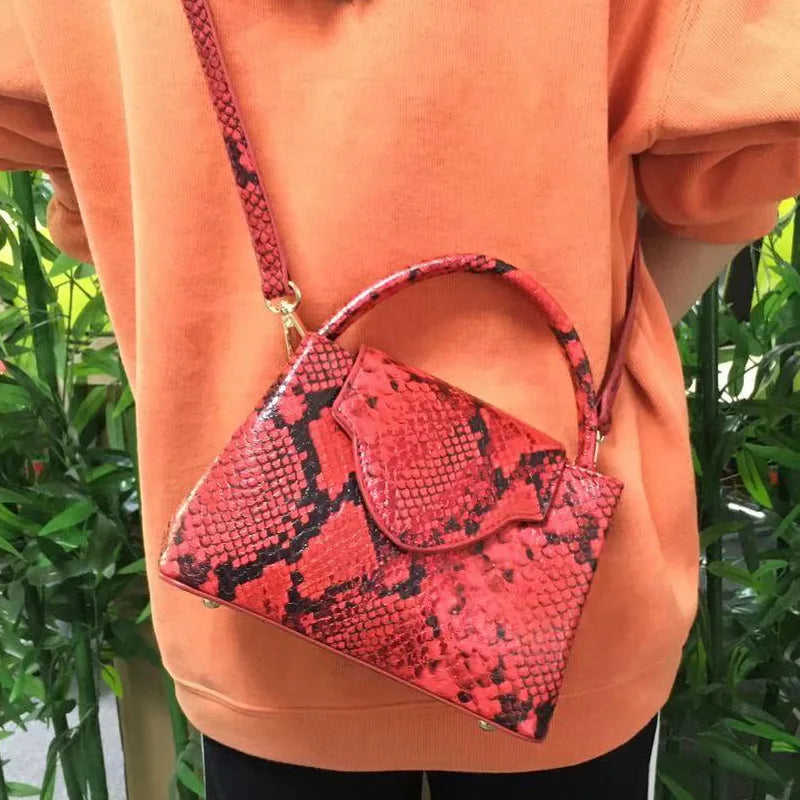 2023 Fashion New Snake Handbag Luxury Brand Design Women Loved Shoulder Tote Bag Ostrich Leather Pouch